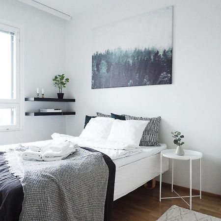 2Ndhomes Tampere "Espa": Modern Apartment with Sunset View and Sauna Exterior photo